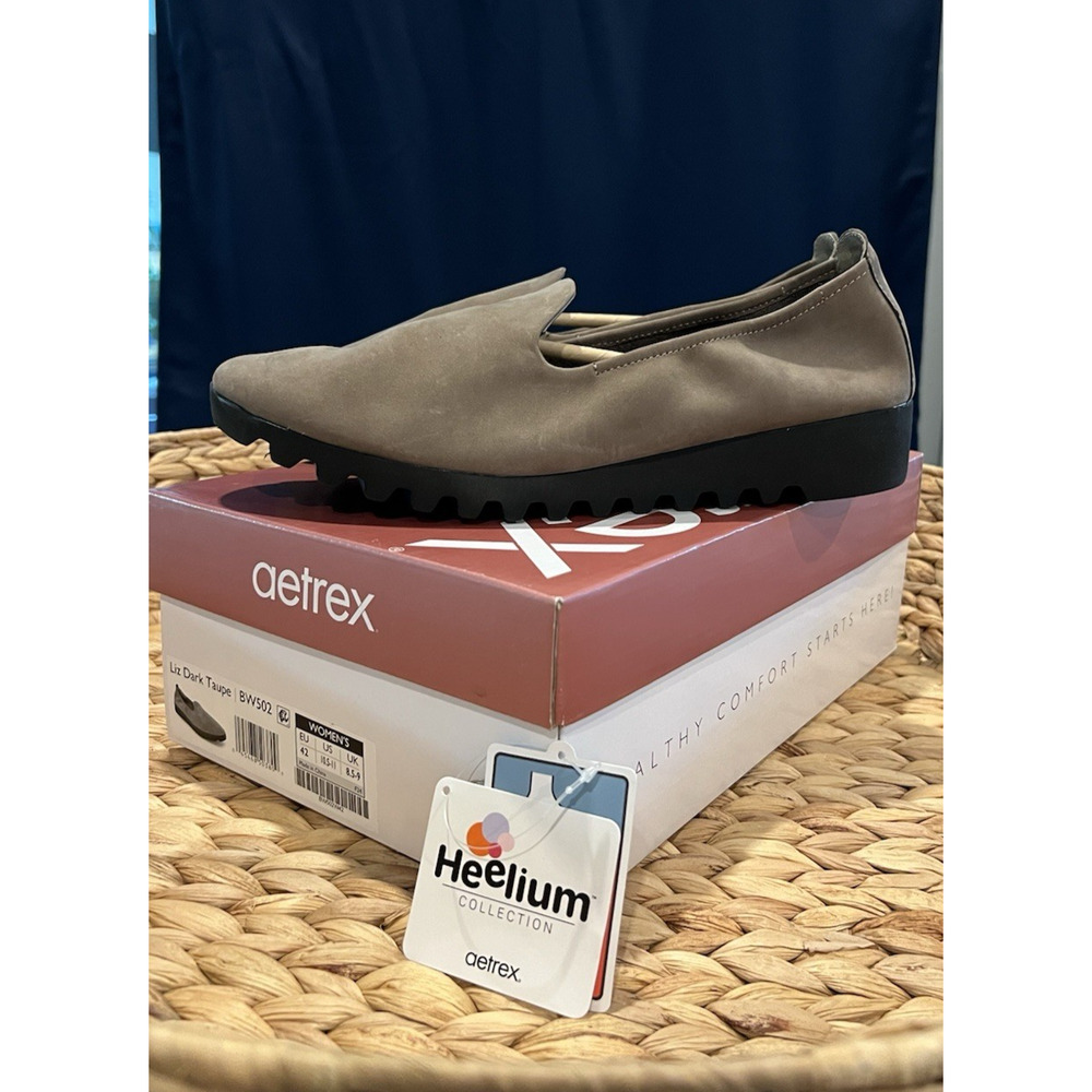 Aetrex Heelslip Loafers in Taupe